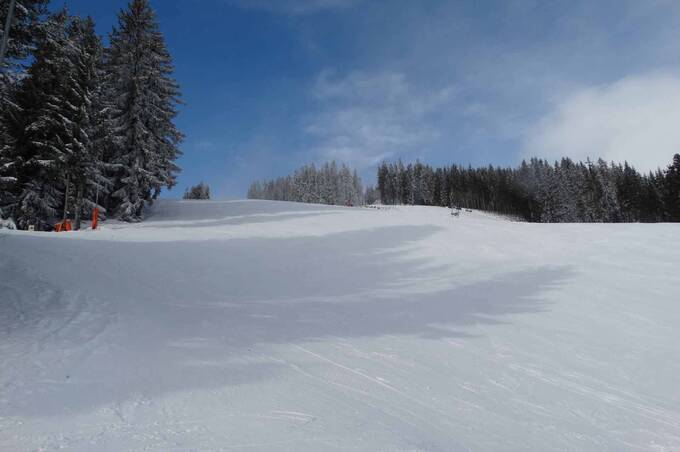 Skipiste im Joglland unweit vom Hotel Waldhof Muhr (c) Oststeiermark Tourismus