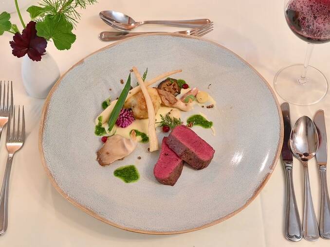 Köstliches Wildgerich im 4* Hotel Waldhof Muhr