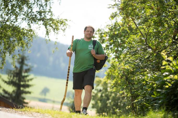 Markus Muhr beim Wandern beim Hotel Waldhof Muhr