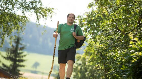Markus Muhr beim Wandern beim Hotel Waldhof Muhr