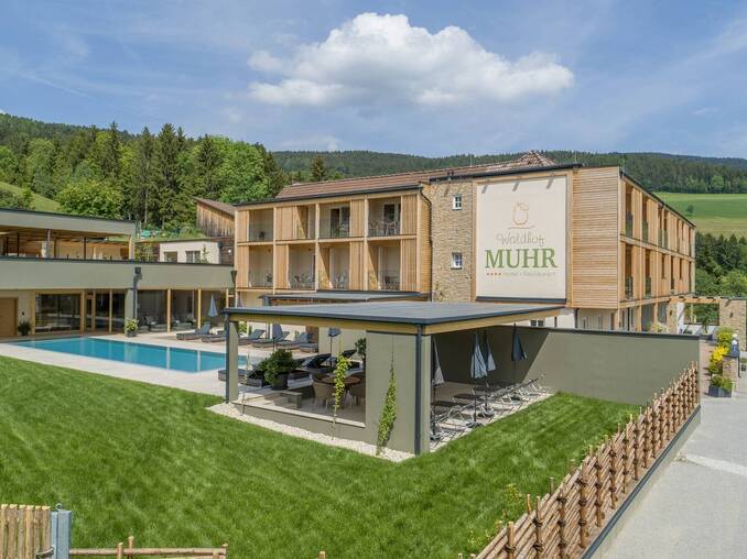 Außenansicht des 4* Hotel Muhr Außenansicht des 4* Hotel Muhr