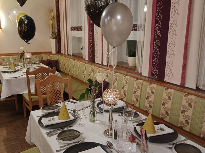 Silvester Essen im 4* Hotel Waldhof Muhr Silvester Essen im 4* Hotel Waldhof Muhr