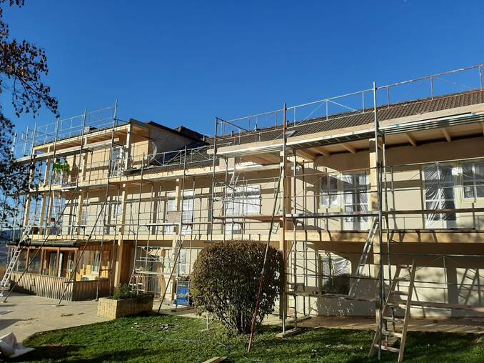 Hotel Waldhof Muhr im Gerüst