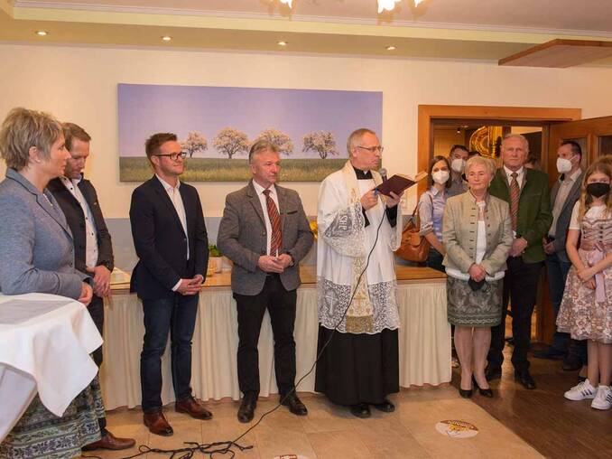 Ansprachen bei der Eröffnungsfeier im 4* Hotel Waldhof Muhr