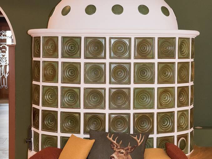 Renovierter Ofen im Hotel Waldhof Muhr